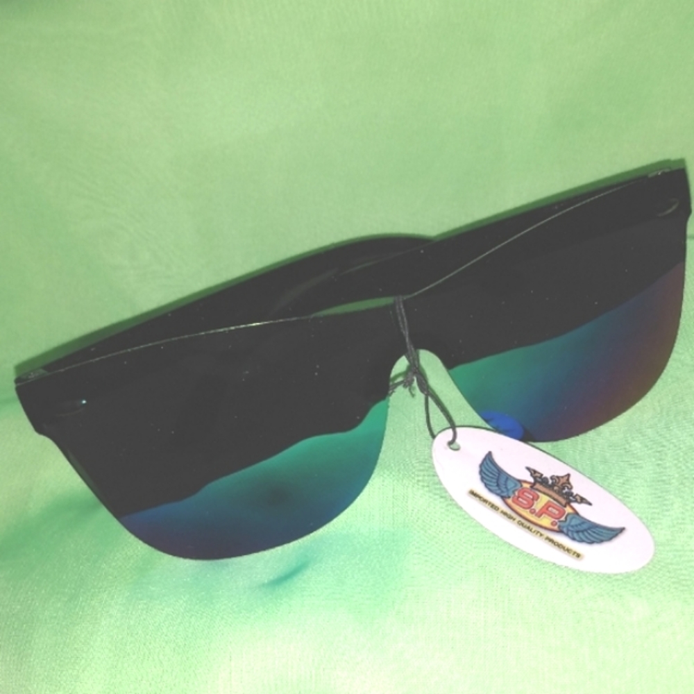 Futuristic One Piece Unisex Mirrored Rimless Sunglasses
